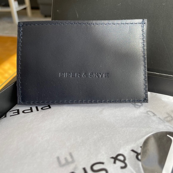 Piper & Skye Cardholder - Picture 5 of 5